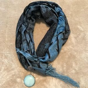 Scarf with medallion